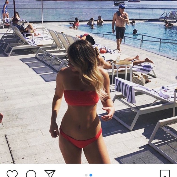 Frankie’s Bikini Entire Set - Picture 6 of 8